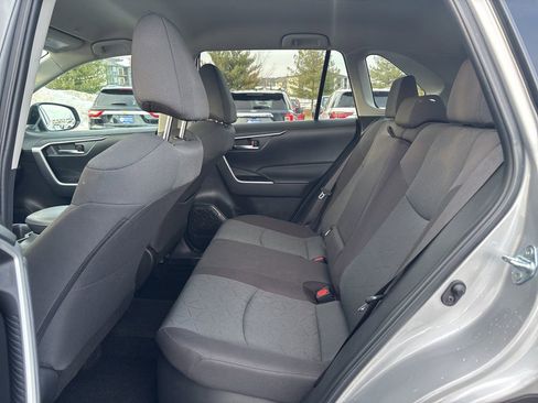 Used 2024 Toyota RAV4 XLE image 34