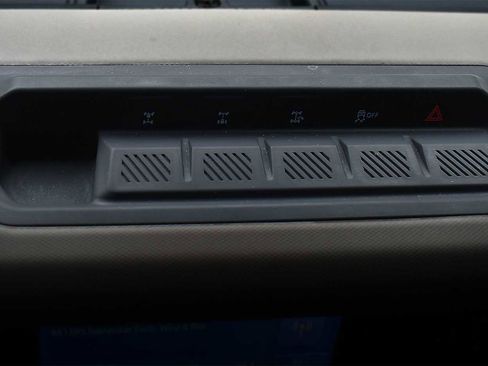 Used 2023 Ford Bronco Wildtrak image 23