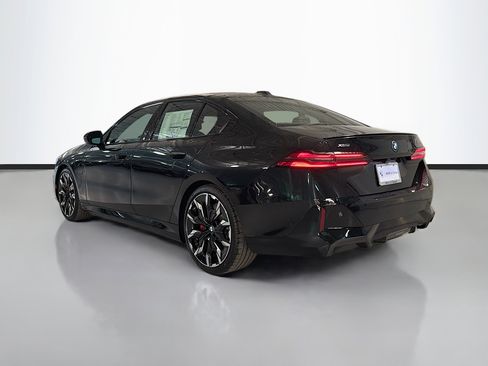 New 2026 BMW 550e xDrive w/ Executive Package image 5