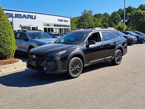 New 2025 Subaru Outback Onyx Edition image 3