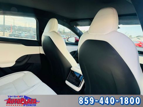 Used 2021 Tesla Model S Plaid image 34