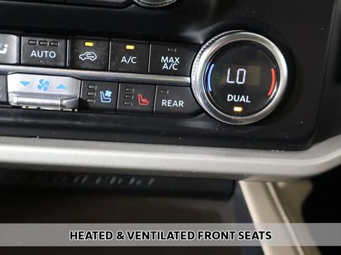 Used 2022 Ford Expedition Limited AWD/4WD image 9