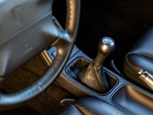 Used 1998 Porsche 911 Carrera S image 19