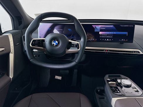 Used 2026 BMW iX xDrive45 w/ Premium Package image 19