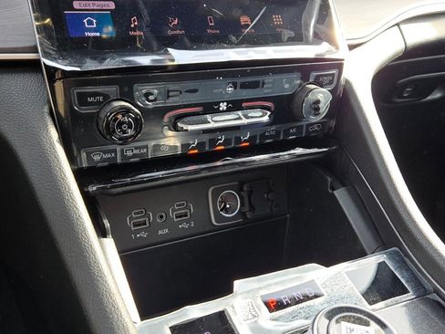 New 2025 Jeep Grand Cherokee Limited image 28