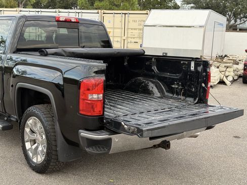 Used 2015 GMC Sierra 1500 SLT w/ SLT Crew Cab Value Package image 15