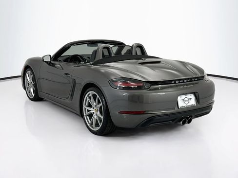 Used 2018 Porsche 718 Boxster RWD image 7