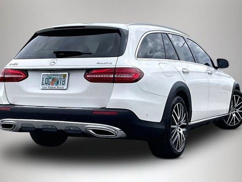 Used 2022 Mercedes-Benz E 450 4MATIC All-Terrain Wagon image 5