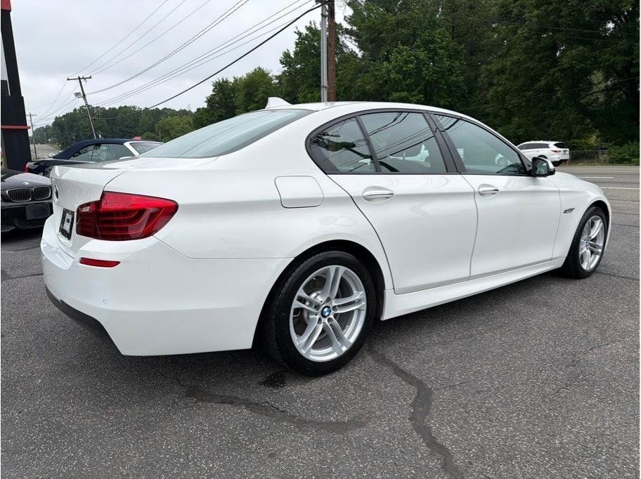 Used 2016 BMW 528i Sedan RWD image 6