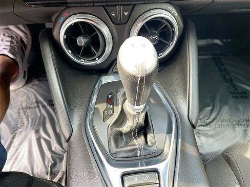 Used 2022 Chevrolet Camaro SS image 17