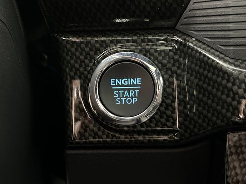 Used 2025 Ford F150 Lariat w/ Equipment Group 502A High image 26