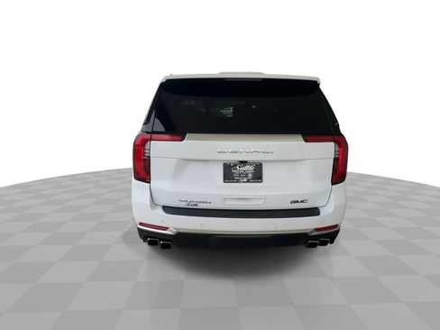 Certified 2025 GMC Yukon Denali AWD/4WD image 7