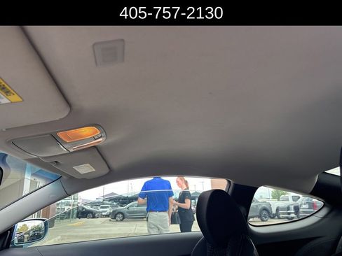 Used 2010 Hyundai Genesis 2.0T image 4