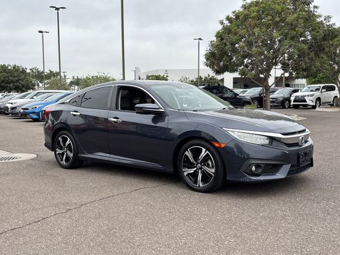 Used 2016 Honda Civic Touring image 7