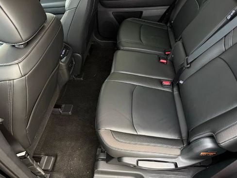 New 2025 Nissan Pathfinder SL image 11