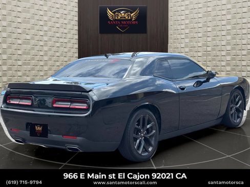 Used 2022 Dodge Challenger GT w/ Blacktop Package RWD image 5