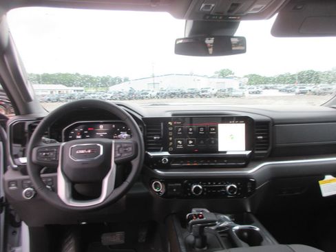New 2026 GMC Sierra 1500 SLT w/ SLT Premium Plus Package AWD/4WD image 14