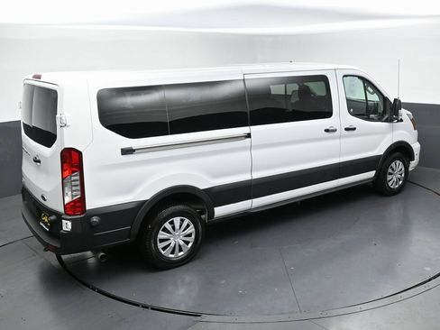 Used 2024 Ford Transit 350 XLT image 42