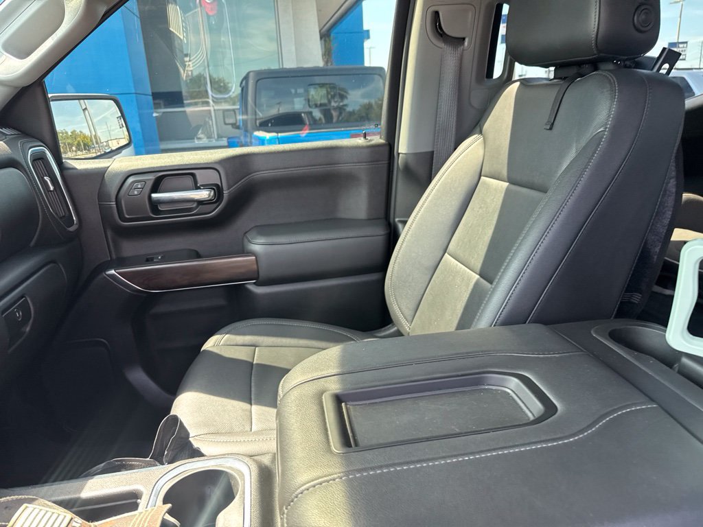 Used 2021 GMC Sierra 1500 SLT w/ SLT Premium Package AWD/4WD image 11