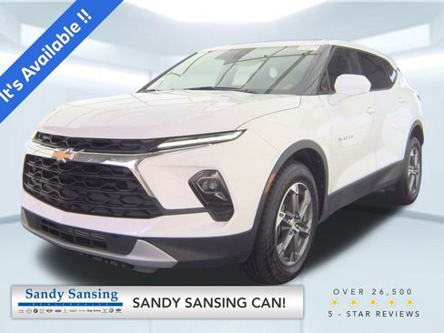 Used 2023 Chevrolet Blazer LT image 1