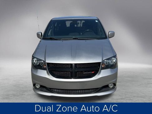 Used 2019 Dodge Grand Caravan SE image 13