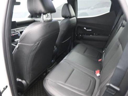 Used 2025 Hyundai Santa Cruz SEL image 23