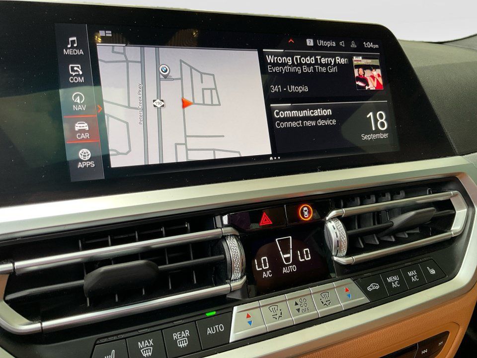 Used 2022 BMW 330i Sedan w/ Convenience Package RWD image 17