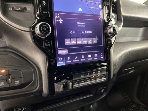 New 2026 RAM 2500 Tradesman image 25