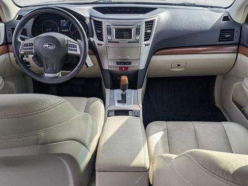 Used 2014 Subaru Outback 3.6R Limited w/ Moonroof Package image 16