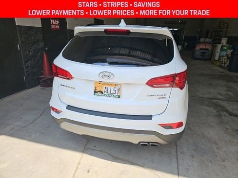 Used 2018 Hyundai Santa Fe Sport w/ Cargo Package FWD image 9