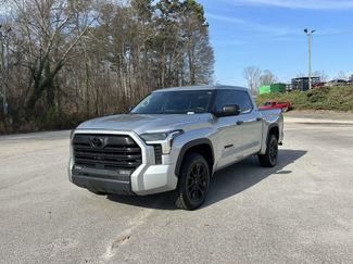 Used 2022 Toyota Tundra SR5 video 3