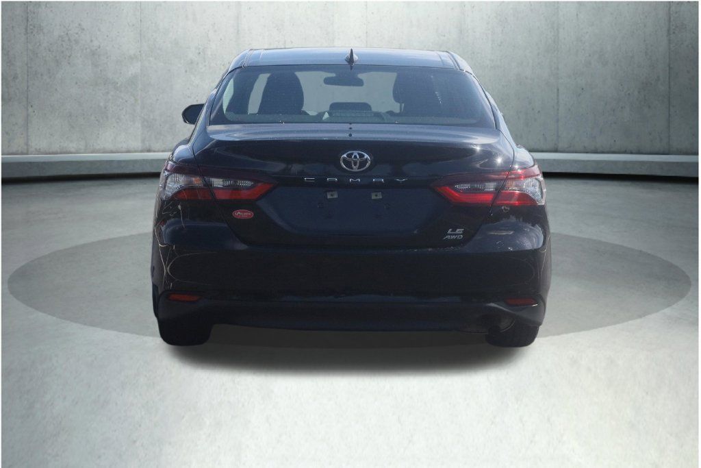 Used 2023 Toyota Camry LE AWD/4WD image 18