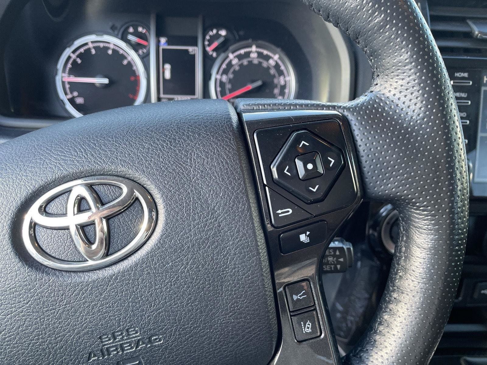Used 2024 Toyota 4Runner TRD Off-Road Premium w/ Moonroof Package AWD/4WD image 21