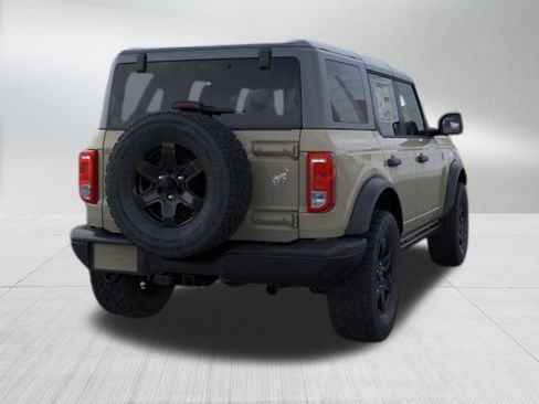 New 2025 Ford Bronco Big Bend w/ Black Diamond Package image 8