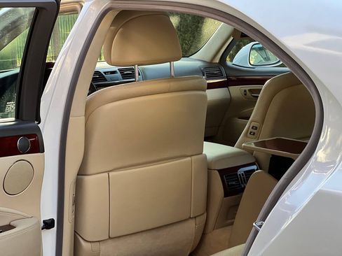 Used 2007 Lexus LS 460 L RWD image 92