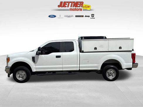 Used 2017 Ford F350 XL AWD/4WD image 2