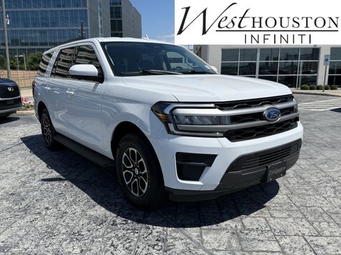 Used 2024 Ford Expedition XLT RWD image 1