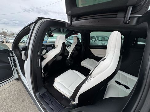 Used 2016 Tesla Model X Performance image 16