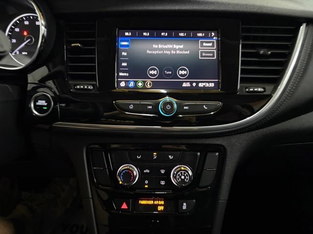 Used 2022 Buick Encore Preferred w/ Safety Package AWD/4WD image 32