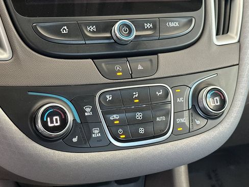 Used 2024 Chevrolet Malibu LT FWD image 26
