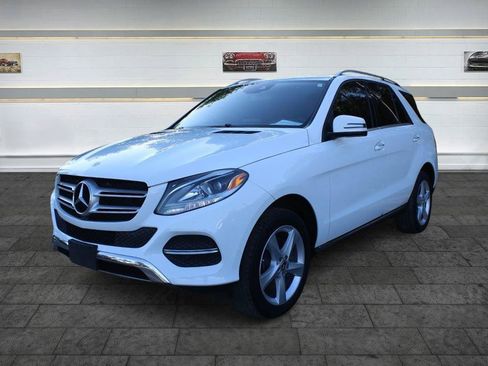 Used 2019 Mercedes-Benz GLE 400 4MATIC image 4