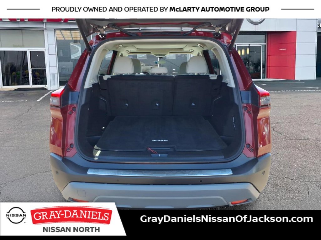 Used 2021 Nissan Rogue SV w/ Premium Package FWD image 8