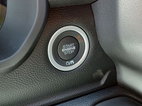 New 2026 RAM 1500 Big Horn AWD/4WD image 17