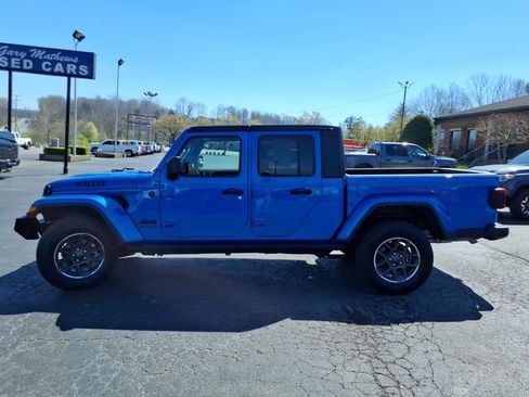 Used 2024 Jeep Gladiator Willys image 45