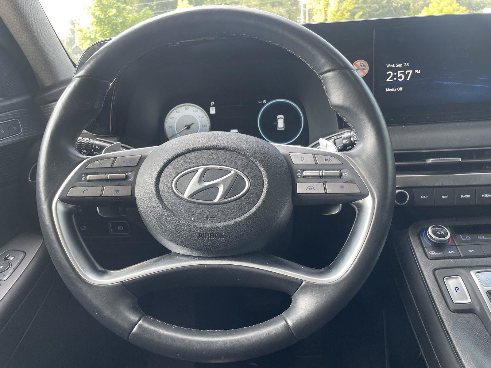 Used 2024 Hyundai Palisade Limited AWD/4WD image 5