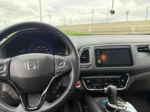 Used 2019 Honda HR-V EX-L image 7