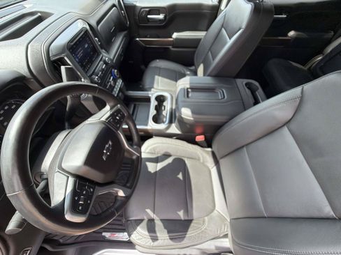 Certified 2020 Chevrolet Silverado 1500 RST AWD/4WD image 12