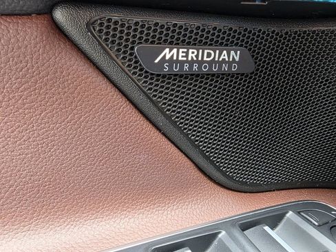 Used 2019 Jaguar XF S image 21