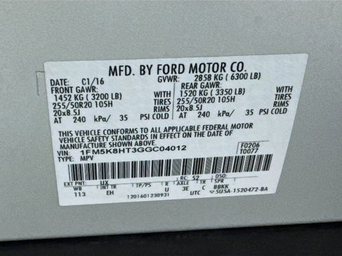 Used 2016 Ford Explorer Platinum AWD/4WD image 43