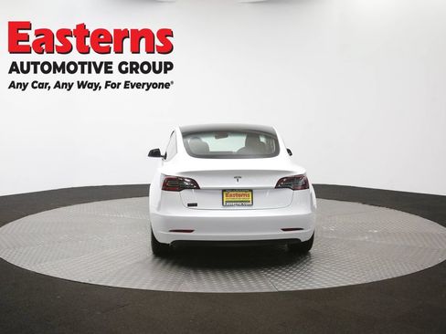 Used 2023 Tesla Model 3 Standard Range RWD image 31